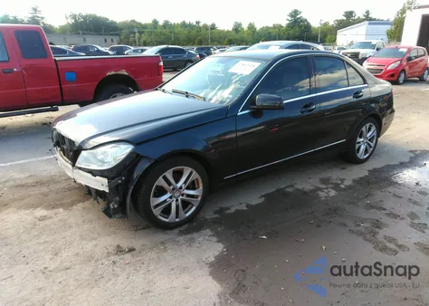 2012 Mercedes-Benz C 300 Luxury 4Matic/Sport 4Matic from USA, damaged, VIN WDDGF8BB7CA609827